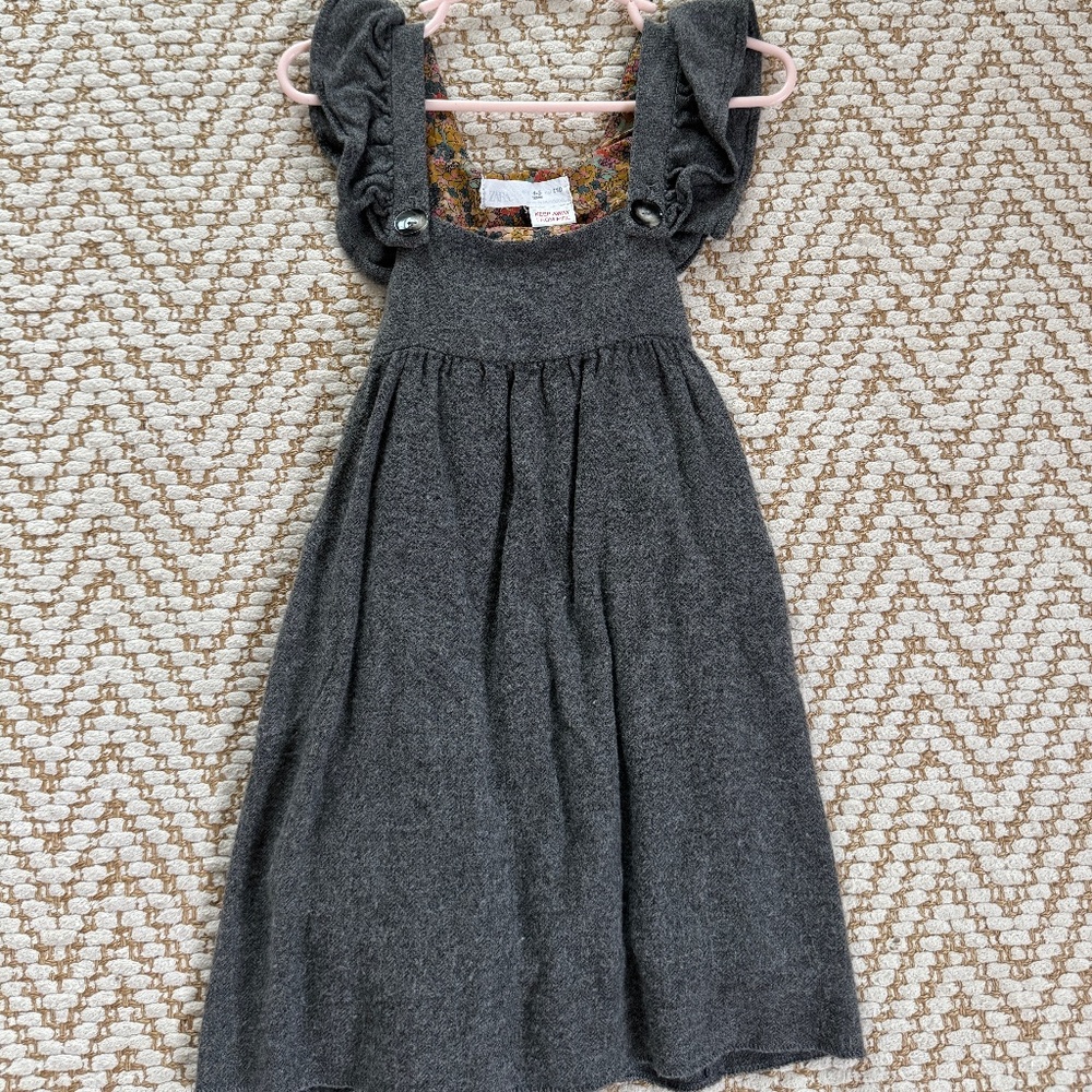 Zara, grey dress in size 4/5. EUC